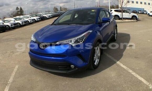 Acheter Occasion Voiture Toyota C-HR Blanc à Dakar, Dakar Acheter Occasion Voiture Toyota C-HR Blanc à Dakar, Dakar