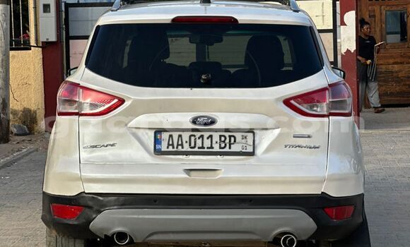 Buy Used Ford Escape White Car in Dakar in Dakar Buy Used Ford Escape White Car in Dakar in Dakar