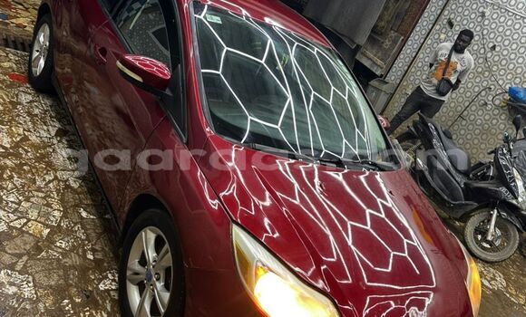 Dieundeu Occasion Ford Focus Red Auto in Dakar in Dakar Dieundeu Occasion Ford Focus Red Auto in Dakar in Dakar