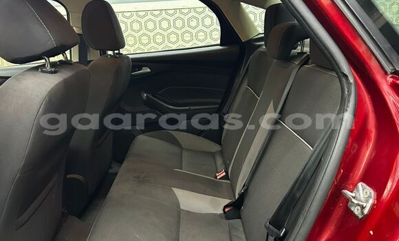 Dieundeu Occasion Ford Focus Red Auto in Dakar in Dakar Dieundeu Occasion Ford Focus Red Auto in Dakar in Dakar