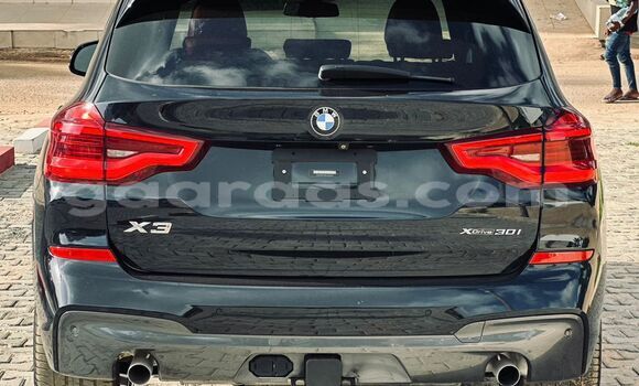 Acheter Import Voiture BMW X3 Noir à Dakar, Dakar Acheter Import Voiture BMW X3 Noir à Dakar, Dakar