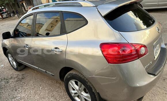 Dieundeu Occasion Nissan Rogue Beige Auto in Dakar in Dakar Dieundeu Occasion Nissan Rogue Beige Auto in Dakar in Dakar