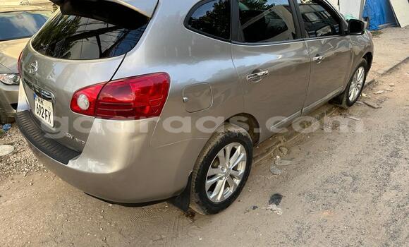 Dieundeu Occasion Nissan Rogue Beige Auto in Dakar in Dakar Dieundeu Occasion Nissan Rogue Beige Auto in Dakar in Dakar