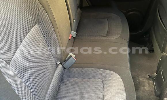 Dieundeu Occasion Nissan Rogue Beige Auto in Dakar in Dakar Dieundeu Occasion Nissan Rogue Beige Auto in Dakar in Dakar