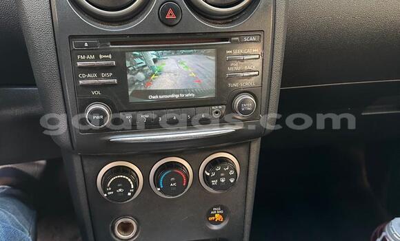 Dieundeu Occasion Nissan Rogue Beige Auto in Dakar in Dakar Dieundeu Occasion Nissan Rogue Beige Auto in Dakar in Dakar