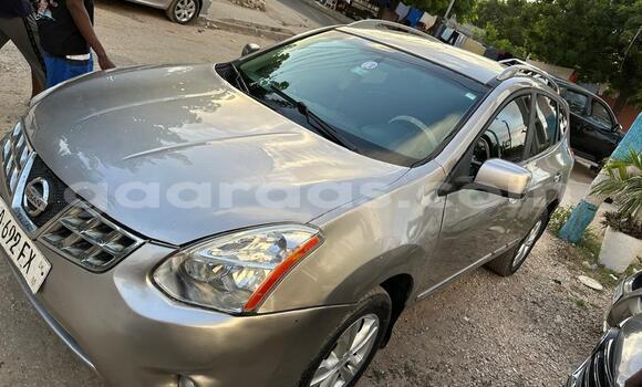 Dieundeu Occasion Nissan Rogue Beige Auto in Dakar in Dakar Dieundeu Occasion Nissan Rogue Beige Auto in Dakar in Dakar