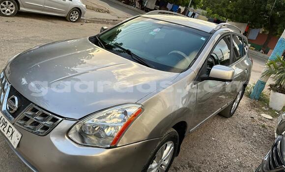 Dieundeu Occasion Nissan Rogue Beige Auto in Dakar in Dakar Dieundeu Occasion Nissan Rogue Beige Auto in Dakar in Dakar