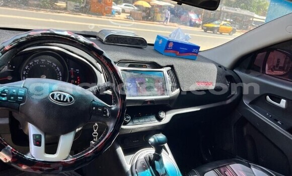 Acheter Occasion Voiture Kia Sportage Blanc à Dakar, Dakar Acheter Occasion Voiture Kia Sportage Blanc à Dakar, Dakar