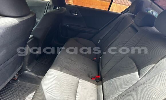 Dieundeu Occasion Honda Accord Black Auto in Dakar in Dakar Dieundeu Occasion Honda Accord Black Auto in Dakar in Dakar