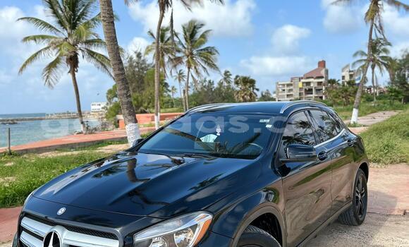 Dieundeu Occasion Mercedes‒Benz GLA-klasse Black Auto in Dakar in Dakar Dieundeu Occasion Mercedes‒Benz GLA-klasse Black Auto in Dakar in Dakar