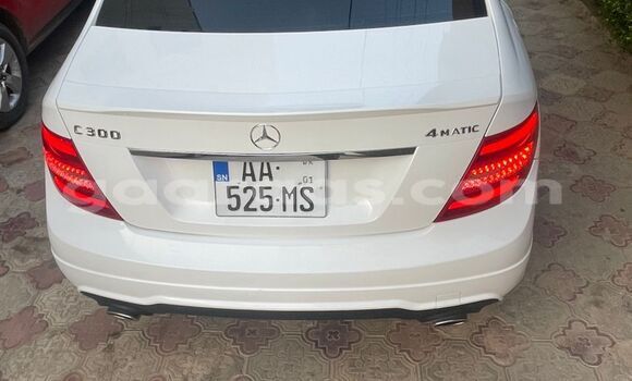 Dieundeu Occasion Mercedes‒Benz C–Class White Auto in Dakar in Dakar Dieundeu Occasion Mercedes‒Benz C–Class White Auto in Dakar in Dakar