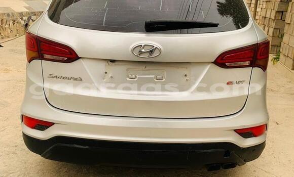 Buy Used Hyundai Santa Fe Silver Car in Dakar in Dakar Buy Used Hyundai Santa Fe Silver Car in Dakar in Dakar