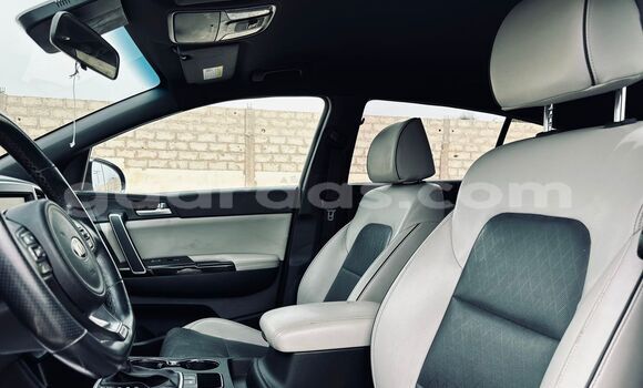 Acheter Import Voiture Kia Sportage Noir à Dakar, Dakar Acheter Import Voiture Kia Sportage Noir à Dakar, Dakar
