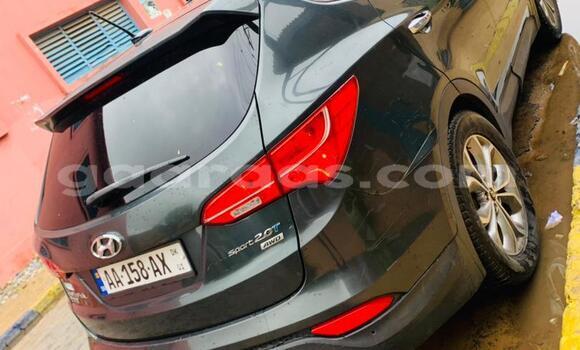 Dieundeu Occasion Hyundai Santa Fe Silver Auto in Dakar in Dakar Dieundeu Occasion Hyundai Santa Fe Silver Auto in Dakar in Dakar