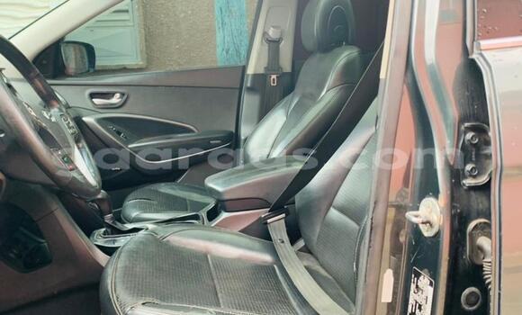 Dieundeu Occasion Hyundai Santa Fe Silver Auto in Dakar in Dakar Dieundeu Occasion Hyundai Santa Fe Silver Auto in Dakar in Dakar