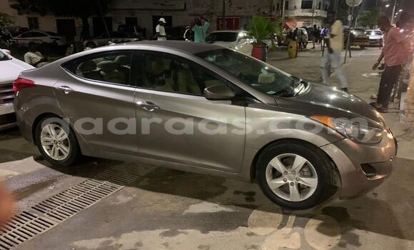 Dieundeu Occasion Hyundai Elantra Beige Auto in Dakar in Dakar Dieundeu Occasion Hyundai Elantra Beige Auto in Dakar in Dakar