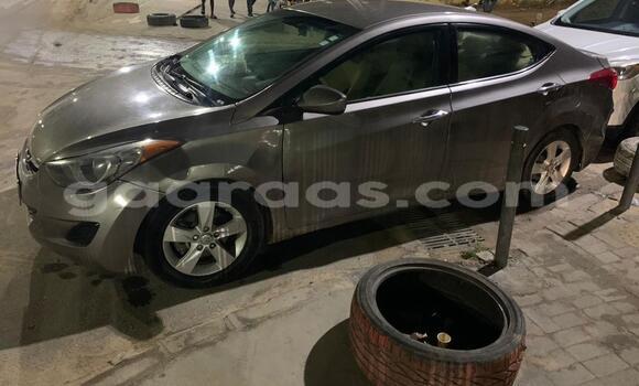 Dieundeu Occasion Hyundai Elantra Beige Auto in Dakar in Dakar Dieundeu Occasion Hyundai Elantra Beige Auto in Dakar in Dakar