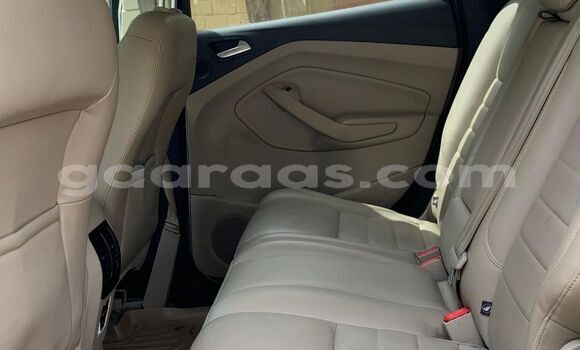 Dieundeu Occasion Ford Escape Green Auto in Dakar in Dakar Dieundeu Occasion Ford Escape Green Auto in Dakar in Dakar