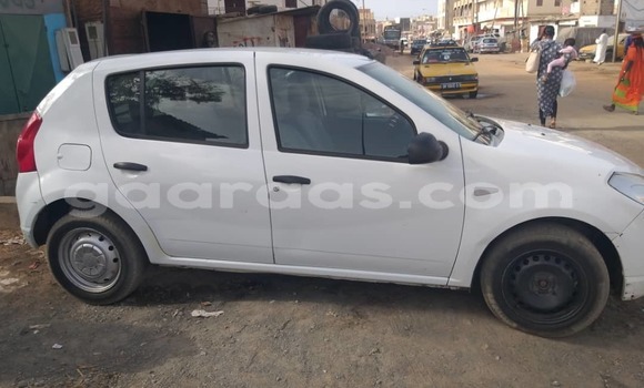 Dieundeu Occasion Dacia Sandero White Auto in Dakar in Dakar Dieundeu Occasion Dacia Sandero White Auto in Dakar in Dakar
