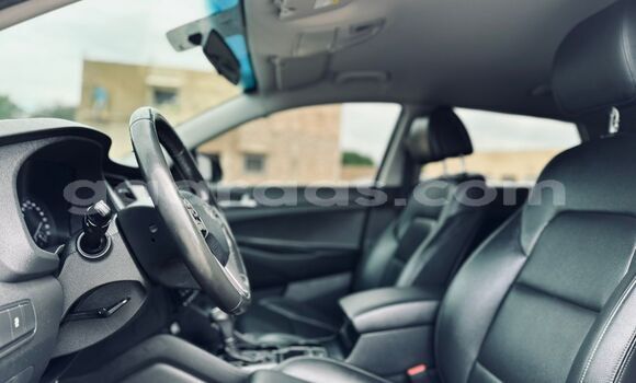 Buy Import Hyundai Tucson Black Car in Dakar in Dakar Buy Import Hyundai Tucson Black Car in Dakar in Dakar