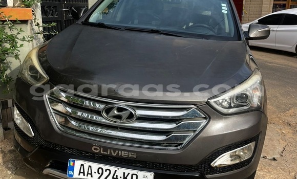 Dieundeu Occasion Hyundai Santa Fe Silver Auto in Dakar in Dakar Dieundeu Occasion Hyundai Santa Fe Silver Auto in Dakar in Dakar