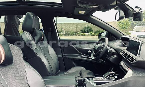 Buy Import Peugeot 3008 White Car in Dakar in Dakar Buy Import Peugeot 3008 White Car in Dakar in Dakar