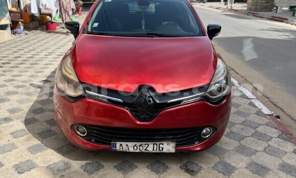 Dieundeu Occasion Renault Clio Red Auto in Dakar in Dakar Dieundeu Occasion Renault Clio Red Auto in Dakar in Dakar