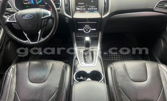 Acheter Occasion Voiture Ford Edge Autre à Dakar, Dakar Acheter Occasion Voiture Ford Edge Autre à Dakar, Dakar