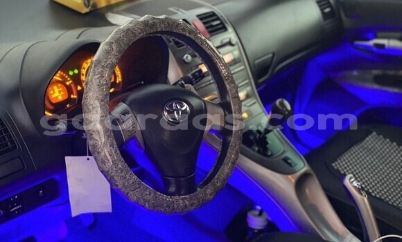 Dieundeu Occasion Toyota Auris Silver Auto in Dakar in Dakar Dieundeu Occasion Toyota Auris Silver Auto in Dakar in Dakar