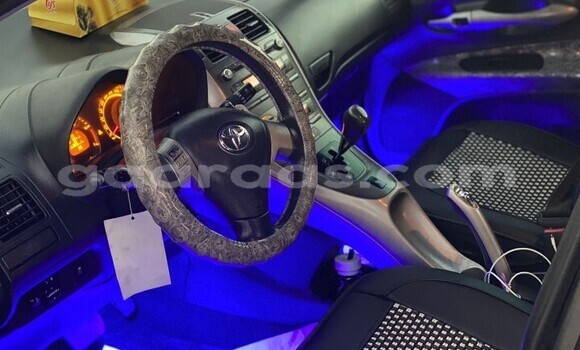 Dieundeu Occasion Toyota Auris Silver Auto in Dakar in Dakar Dieundeu Occasion Toyota Auris Silver Auto in Dakar in Dakar