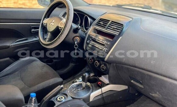 Acheter Occasion Voiture Mitsubishi RVR Blanc à Dakar, Dakar Acheter Occasion Voiture Mitsubishi RVR Blanc à Dakar, Dakar