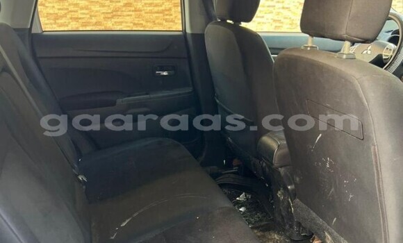 Acheter Occasion Voiture Mitsubishi RVR Blanc à Dakar, Dakar Acheter Occasion Voiture Mitsubishi RVR Blanc à Dakar, Dakar