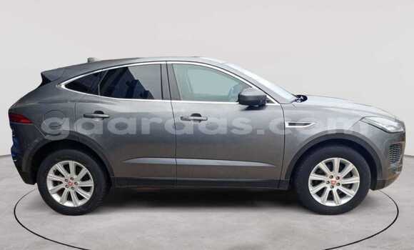 Dieundeu Occasion Jaguar E-Pace Gris de fer Auto in Dakar in Dakar Dieundeu Occasion Jaguar E-Pace Gris de fer Auto in Dakar in Dakar