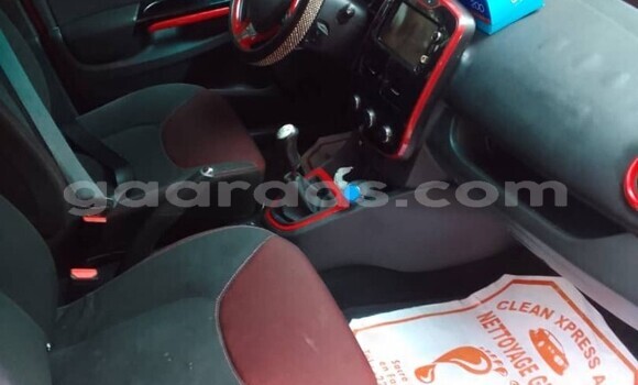 Acheter Occasion Voiture Renault Clio Rouge à Dakar, Dakar Acheter Occasion Voiture Renault Clio Rouge à Dakar, Dakar