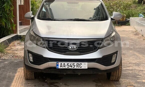 Dieundeu Occasion Kia Sportage Silver Auto in Dakar in Dakar Dieundeu Occasion Kia Sportage Silver Auto in Dakar in Dakar
