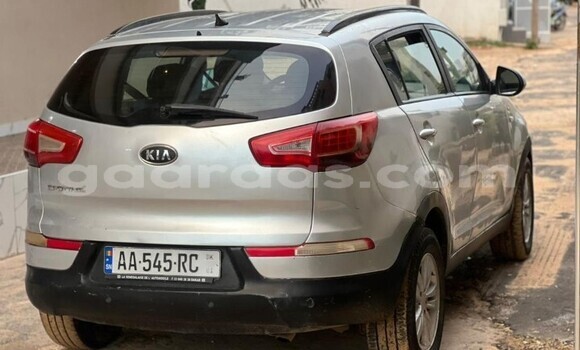 Dieundeu Occasion Kia Sportage Silver Auto in Dakar in Dakar Dieundeu Occasion Kia Sportage Silver Auto in Dakar in Dakar