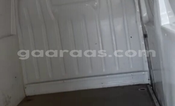 Acheter Occasion Voiture Renault Trafic Blanc à Dakar, Dakar Acheter Occasion Voiture Renault Trafic Blanc à Dakar, Dakar