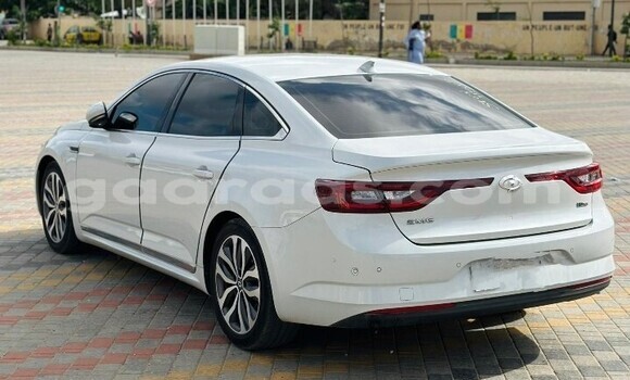 Acheter Occasion Voiture Renault Talisman Beige à Dakar, Dakar Acheter Occasion Voiture Renault Talisman Beige à Dakar, Dakar