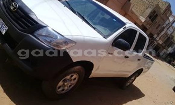 Buy Used Toyota Hilux White Car in Dakar in Dakar Buy Used Toyota Hilux White Car in Dakar in Dakar