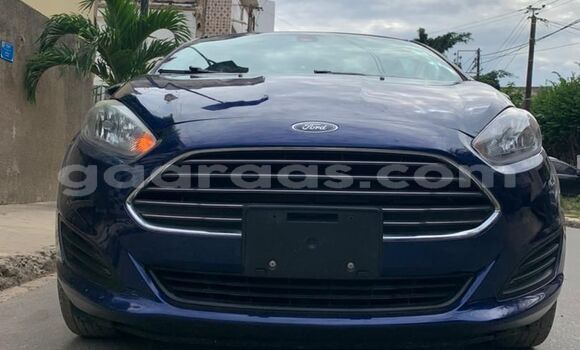 Acheter Neuf Voiture Ford Fiesta Bleu à Dakar, Dakar Acheter Neuf Voiture Ford Fiesta Bleu à Dakar, Dakar