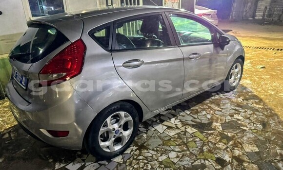 Dieundeu Occasion Ford Fiesta Silver Auto in Dakar in Dakar Dieundeu Occasion Ford Fiesta Silver Auto in Dakar in Dakar