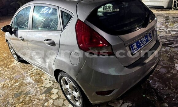 Dieundeu Occasion Ford Fiesta Silver Auto in Dakar in Dakar Dieundeu Occasion Ford Fiesta Silver Auto in Dakar in Dakar