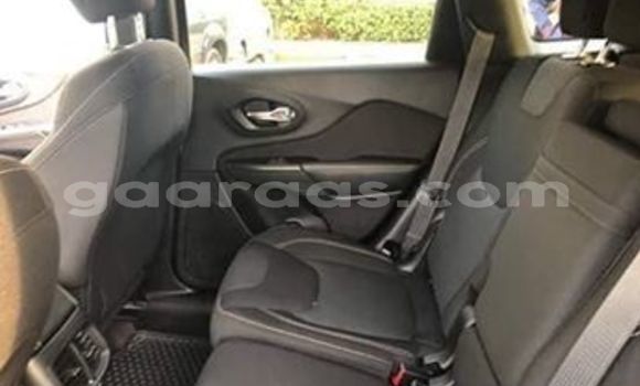 Buy Used Jeep Cherokee Black Car in Dakar in Dakar Buy Used Jeep Cherokee Black Car in Dakar in Dakar