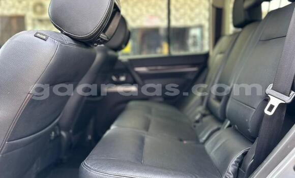 Acheter Neuf Voiture Mitsubishi Pajero Beige à Dakar, Dakar Acheter Neuf Voiture Mitsubishi Pajero Beige à Dakar, Dakar