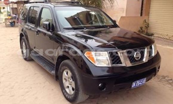 Buy Used Nissan Pathfinder Black Car in Dakar in Dakar Buy Used Nissan Pathfinder Black Car in Dakar in Dakar