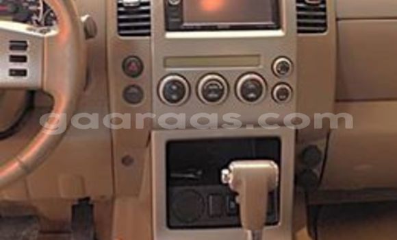 Buy Used Nissan Pathfinder Black Car in Dakar in Dakar Buy Used Nissan Pathfinder Black Car in Dakar in Dakar