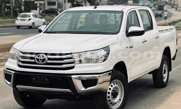 Acheter Import Voiture Toyota Hilux Blanc à Dakar, Dakar Acheter Import Voiture Toyota Hilux Blanc à Dakar, Dakar