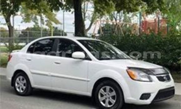 Buy Used Kia Rio White Car in Dakar in Dakar Buy Used Kia Rio White Car in Dakar in Dakar