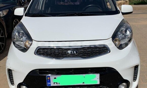 Buy Used Kia Morning White Car in Dakar in Dakar Buy Used Kia Morning White Car in Dakar in Dakar