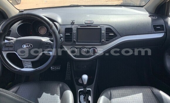 Buy Used Kia Morning White Car in Dakar in Dakar Buy Used Kia Morning White Car in Dakar in Dakar